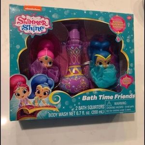 Shimmer & Shine Bath Time Friends Bath Squirters Set